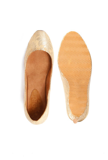 Beige Pencil Heels In Brocade